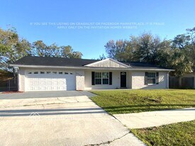 6949 Magdelena Dr in Jacksonville, FL - Building Photo