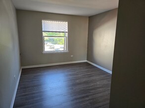 645 Westmoreland Dr in Vernon Hills, IL - Building Photo - Building Photo