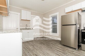 833 Jefferson St in Troy, OH - Foto de edificio - Building Photo