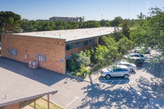 Bear Creek Apartments in Lubbock, TX - Building Photo - Building Photo