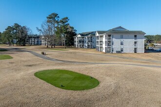 Buck Creek Condominiums in Longs, SC - Foto de edificio - Building Photo