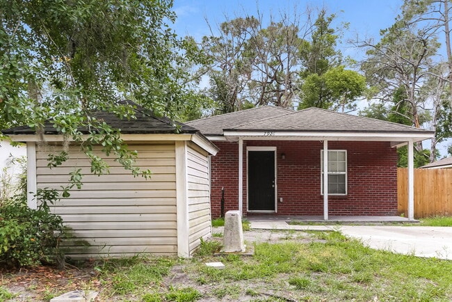 property at 7926 Pipit Ave