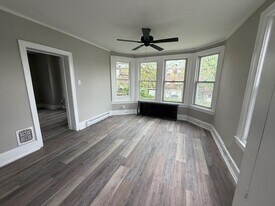106 N 9th St in Darby, PA - Building Photo
