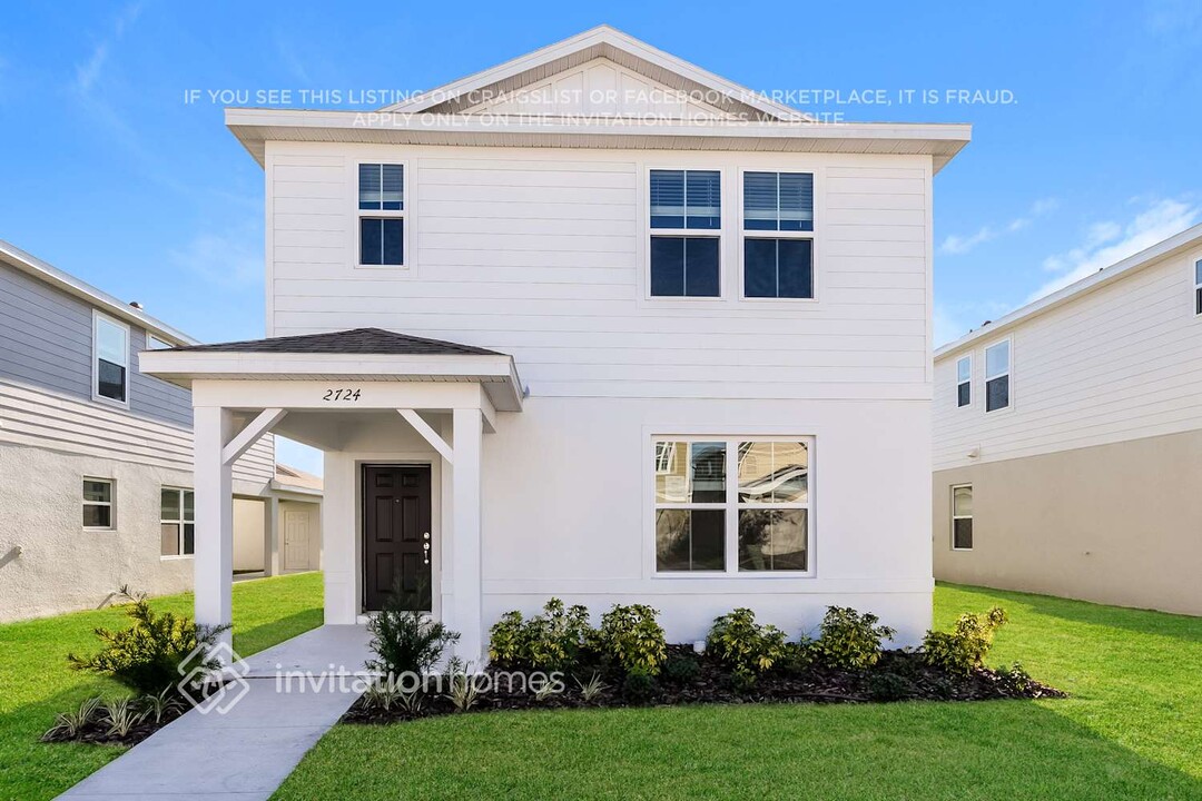 2724 Clear Night Ave in Kissimmee, FL - Building Photo