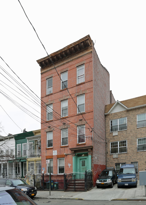 2873 Briggs Ave in Bronx, NY - Building Photo