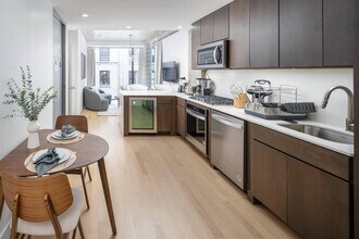 132 W 26th St in New York, NY - Foto de edificio - Building Photo