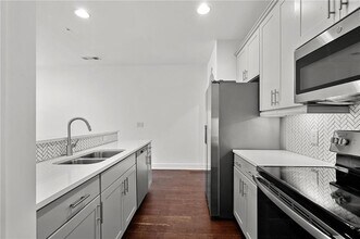 6417 Shalks Xing Dr in Lithonia, GA - Building Photo - Building Photo