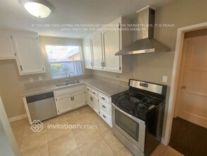 2728 Harvey Way in Lakewood, CA - Building Photo - Building Photo