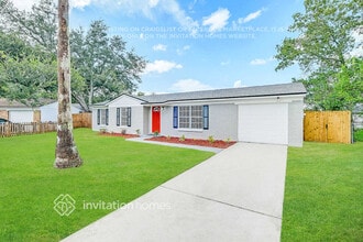 8127 Kenwood Dr N in Jacksonville, FL - Building Photo - Building Photo