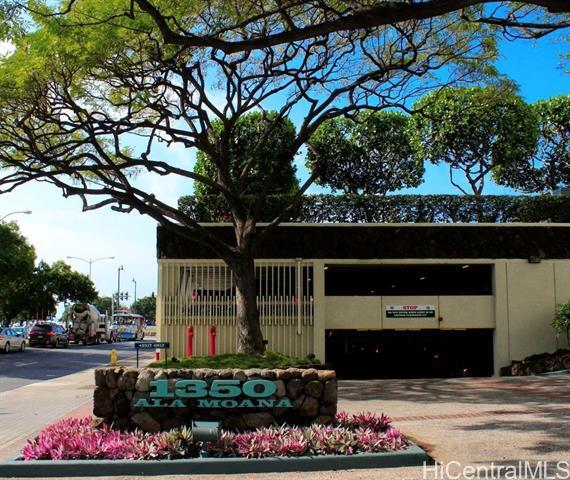 1350 Ala Moana Blvd in Honolulu, HI - Building Photo - Building Photo