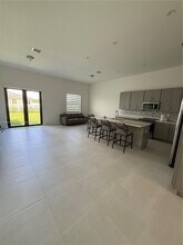 32208 SW 194th Ct, Unit 32208 in Homestead, FL - Foto de edificio - Building Photo