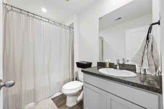 5455 Desert Gln Dr in Spring, TX - Building Photo - Building Photo