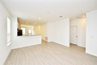 26386 Cedar Sedge Dr in Magnolia, TX - Building Photo - Building Photo