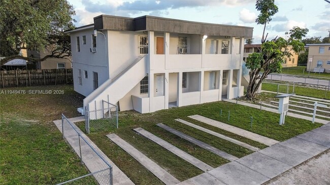 4801 NW 33rd Ave in Miami, FL - Building Photo - Building Photo