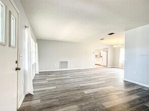 5576 W Pine Cir, Unit 1201.5 in Crystal River, FL - Foto de edificio - Building Photo