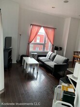 1611 W Montgomery Ave, Unit 4 in Philadelphia, PA - Building Photo - Building Photo