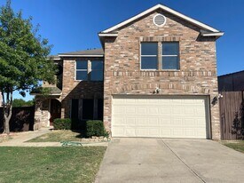 1220 Crabtree Ct in Cedar Hill, TX - Building Photo