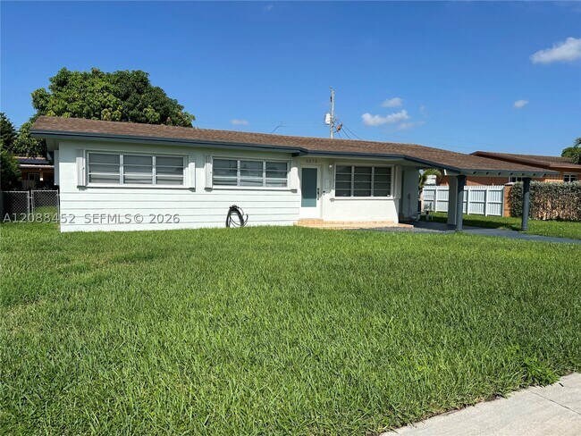 property at 5372 W 4th Ln