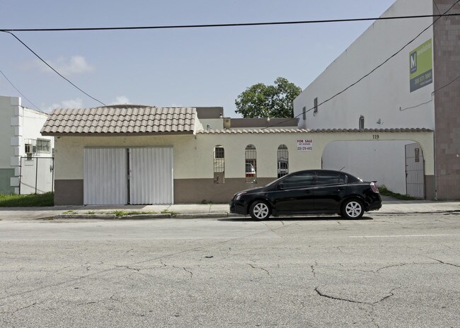 119 NW 29th St in Miami, FL - Building Photo - Building Photo