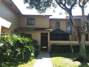 2342 NW 36th Ave in Coconut Creek, FL - Building Photo - Building Photo