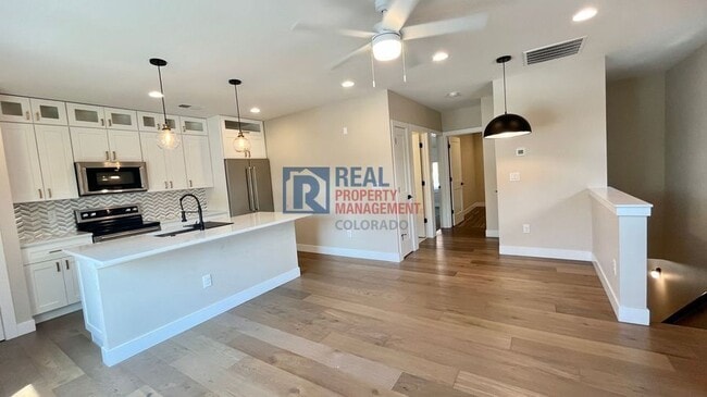 property at 127 1/2 S Pennsylvania St