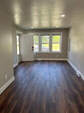 1320 Fairlawn Ave in Toledo, OH - Building Photo - Building Photo