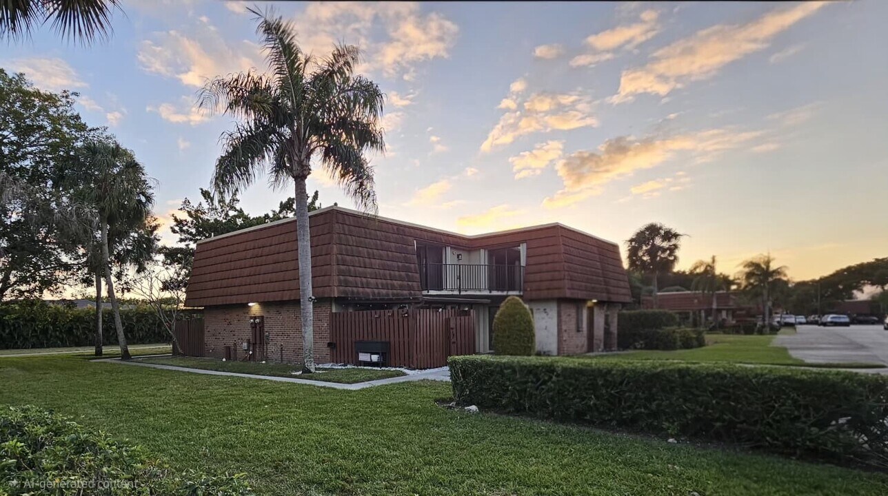 11880 SW 13th Ct in Davie, FL - Foto de edificio