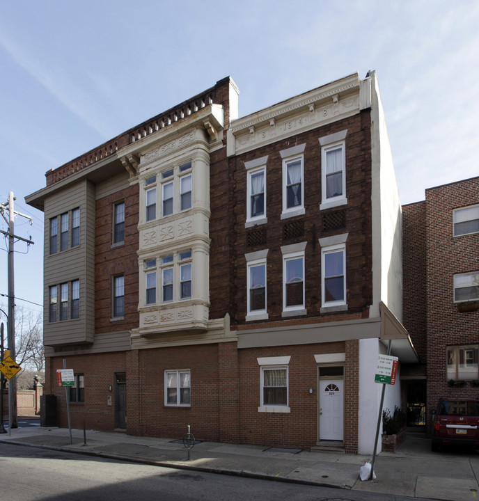 503-505 S 5th St in Philadelphia, PA - Building Photo