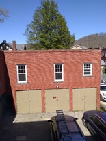 1632 Virginia St E in Charleston, WV - Building Photo