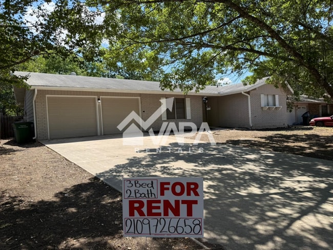 6726 Alan Hale Dr in San Antonio, TX - Foto de edificio - Building Photo