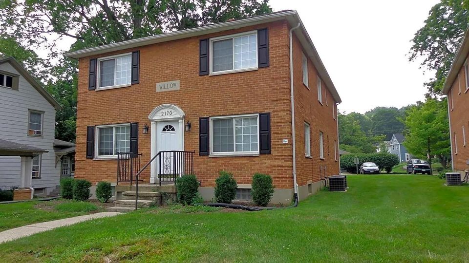 2180 W Schantz Ave, Unit 1 in Dayton, OH - Building Photo