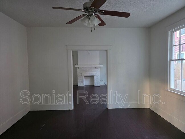 4607 Bienville St in New Orleans, LA - Building Photo - Building Photo