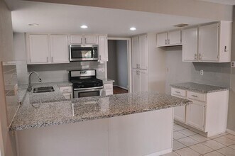2931 Colony Dr in Sugar Land, TX - Building Photo - Building Photo