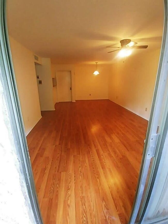 8435 Hearth Dr in Houston, TX - Building Photo - Building Photo