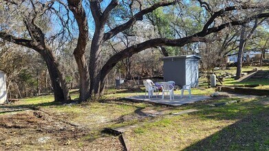 25208 Old Ferry Rd in Spicewood, TX - Building Photo - Building Photo