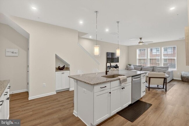 9427 James MacGowan Ln in Owings Mills, MD - Building Photo - Building Photo