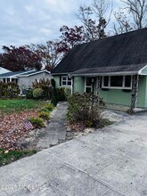 891 Raleigh Dr in Toms River, NJ - Building Photo - Building Photo