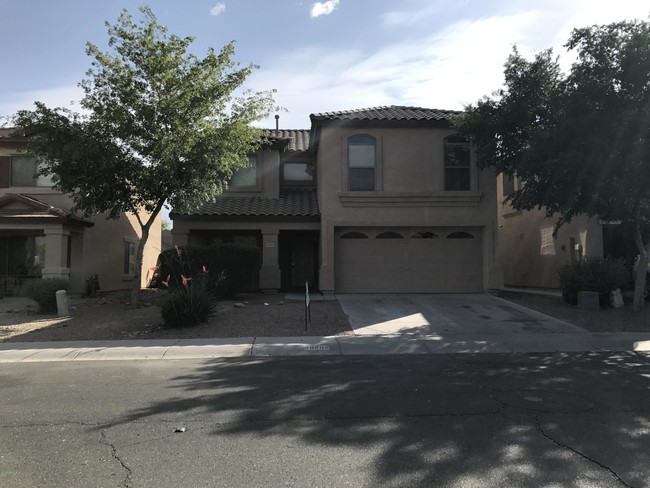 property at 29252 N Rosewood Dr
