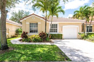 15126 SW 49th St in Davie, FL - Building Photo - Building Photo