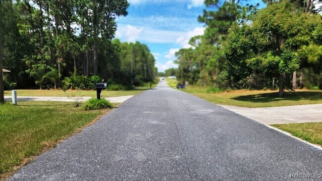 7486 N Galena Ave in Citrus Springs, FL - Building Photo - Building Photo