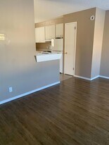 7113 Bowman Ave in Regina, SK - Building Photo