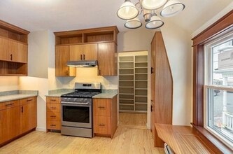 12 Hampden St in Gloucester, MA - Building Photo - Building Photo