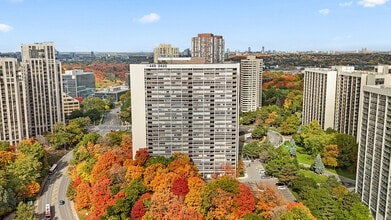 Wynford South in Toronto, ON - Building Photo - Building Photo