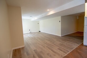 4877 Hayloft Cove in West Valley City, UT - Building Photo - Building Photo