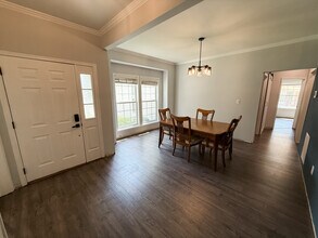 815 Aztec Dr in Frederick, MD - Building Photo - Building Photo