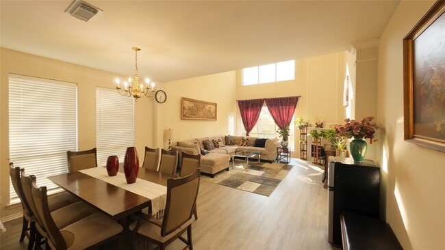 4111 Creek Ridge Ln in Missouri City, TX - Building Photo - Building Photo