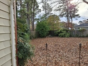 4517 Delmar Dr in Virginia Beach, VA - Foto de edificio - Building Photo