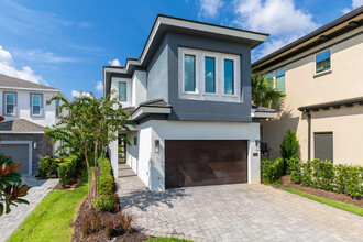 1240 Castle Pines Ct in Kissimmee, FL - Building Photo - Building Photo