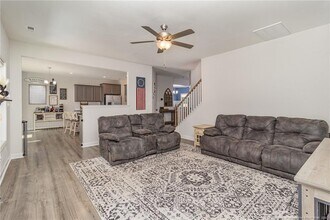 1137 Mayfern Dr in Hope Mills, NC - Building Photo - Building Photo