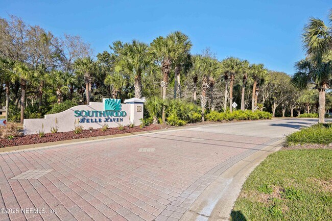 512 Boxwood Pl